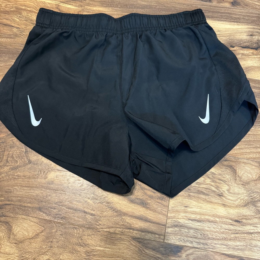 Women’s size extra small Nike shorts new with tags